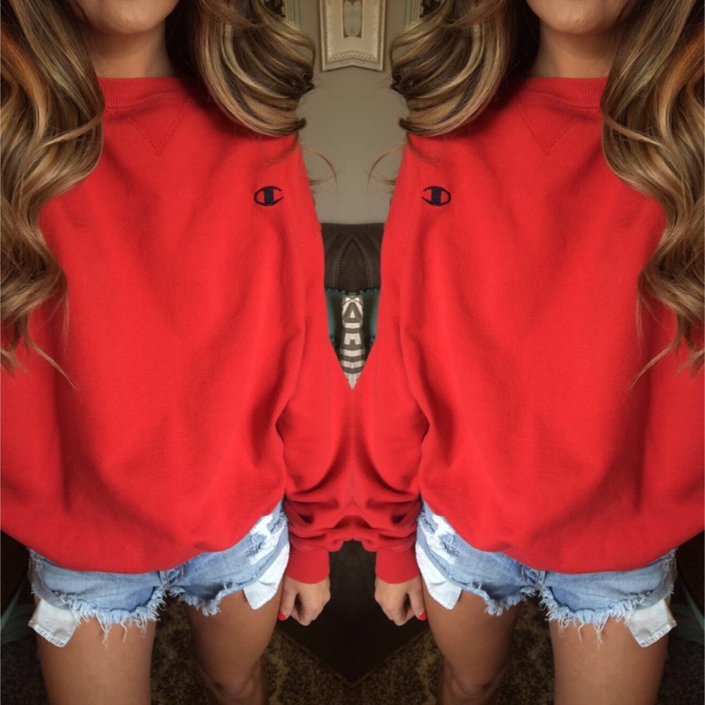 Vintage Champion Crew Neck Sweatshirt.