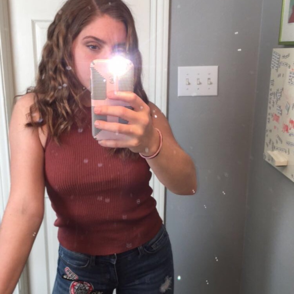 Meet your Posher, Hannah