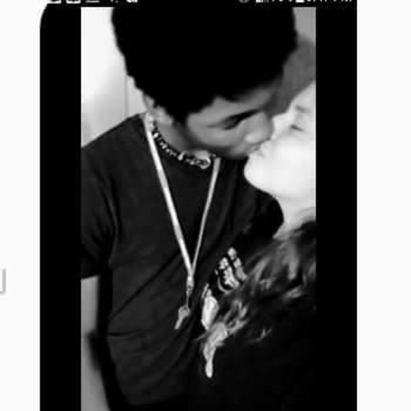 Meet your Posher, Isabel - Picture 1 of 1