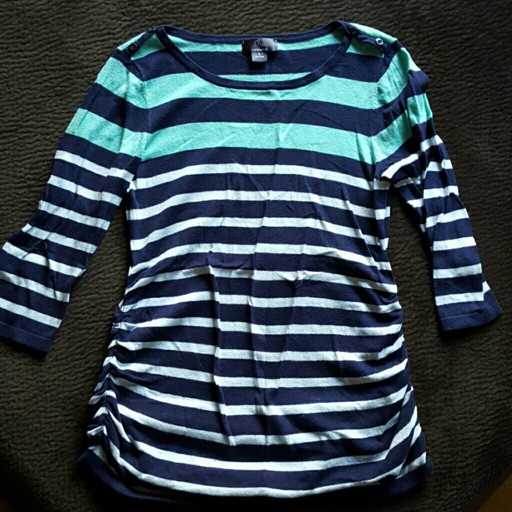 Oh Baby by Motherhood top