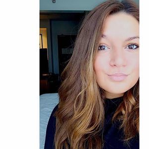 Meet your Posher, Ave'