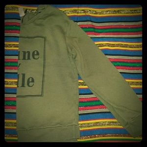 H&M Divided Jeune et Belle Olive  Sweater