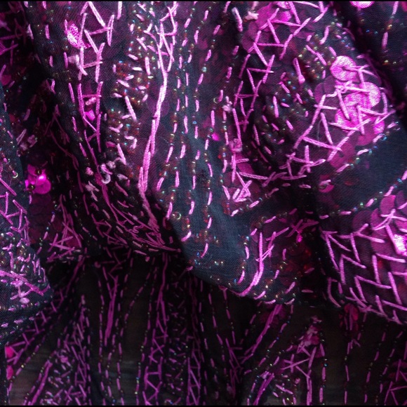 Pink/Black Hand Beaded Top Size Medium - Picture 6 of 6