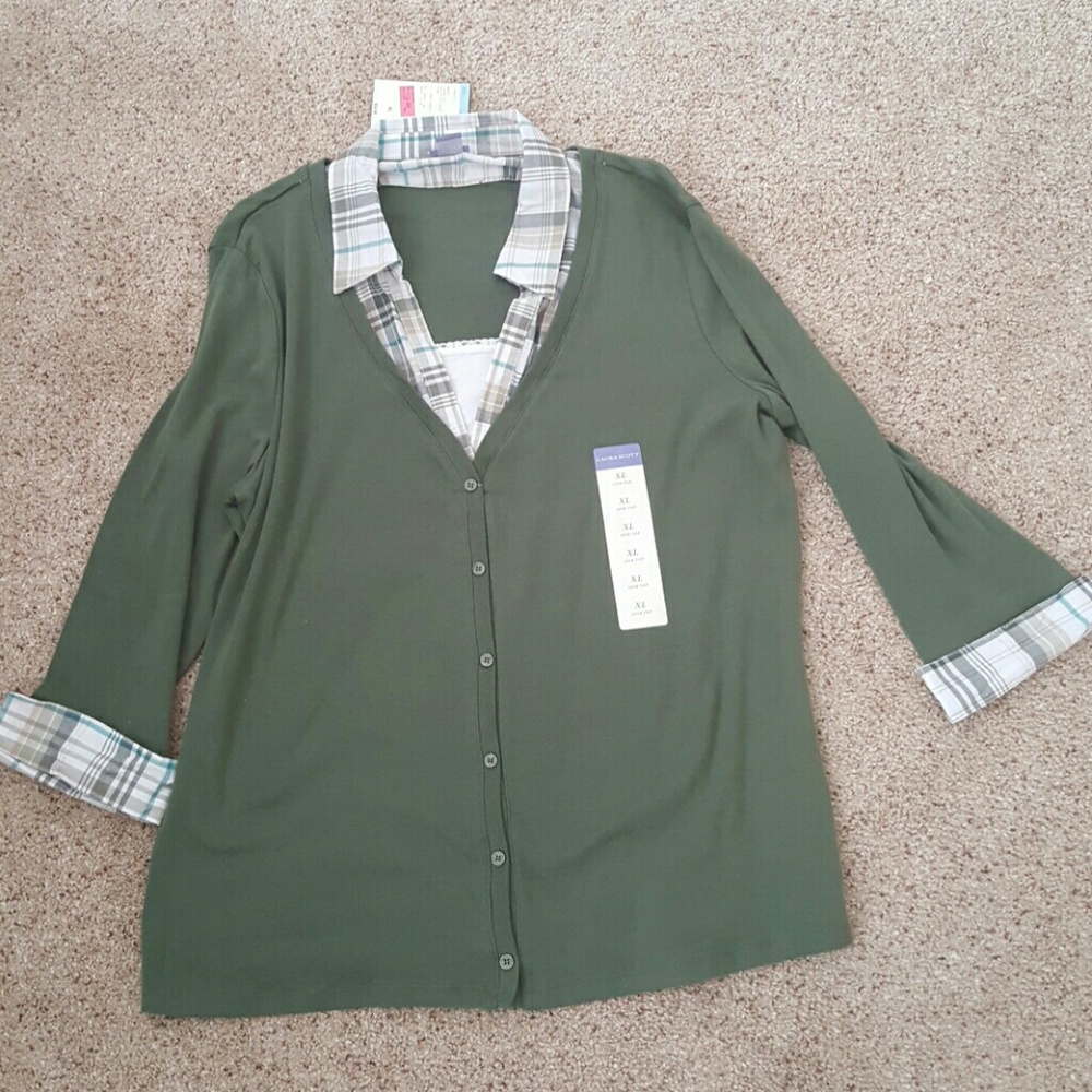 Green layered look top