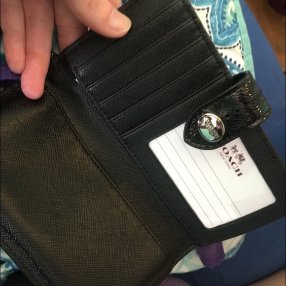 black coach wallet/wristlet - Picture 3 of 3