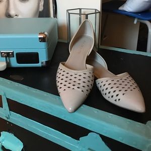 Tan, size 10 Franco Sarto flats