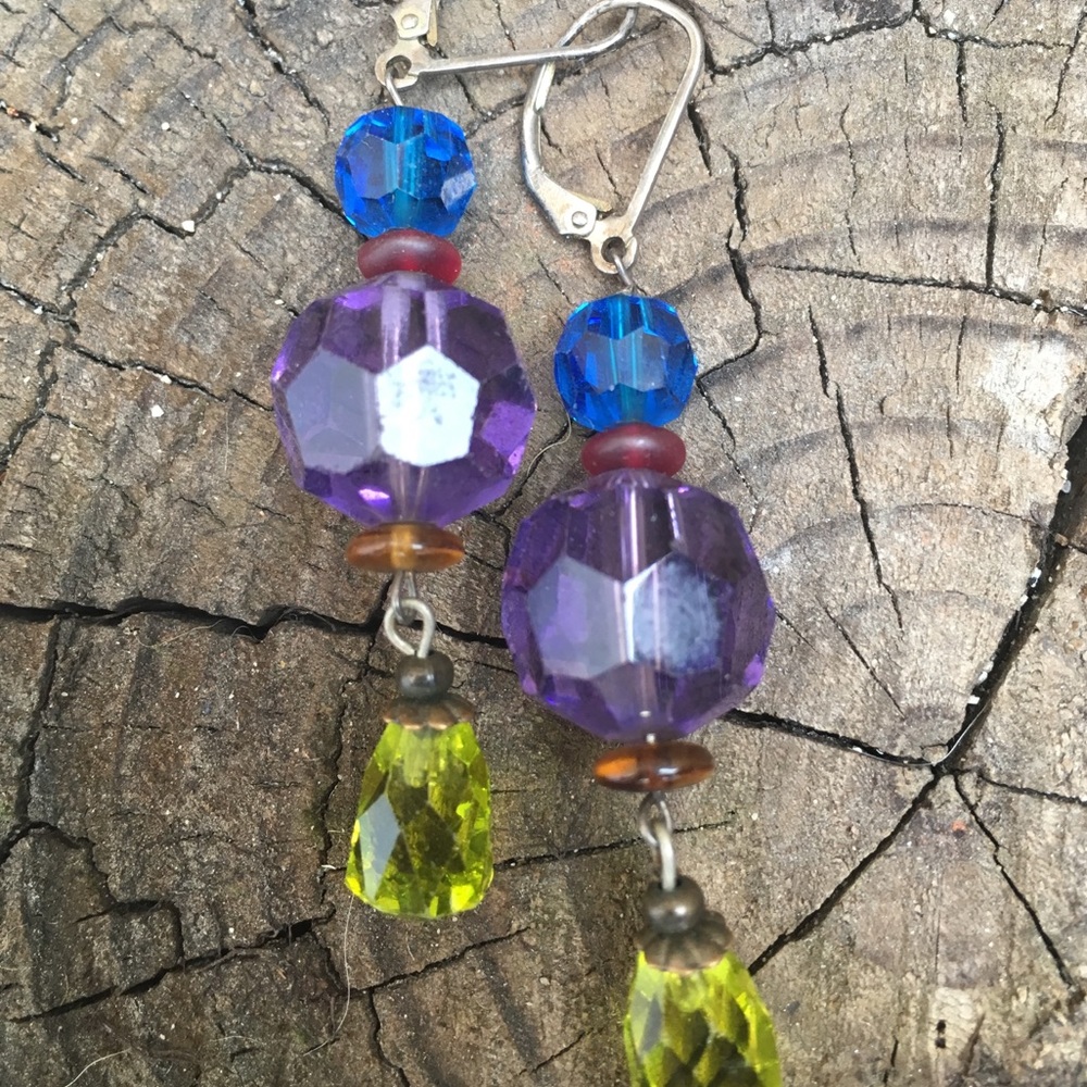 Crystal pierced earrings