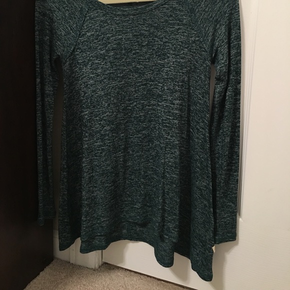 Hollister top - Picture 2 of 2