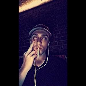 Meet your Posher, Logan