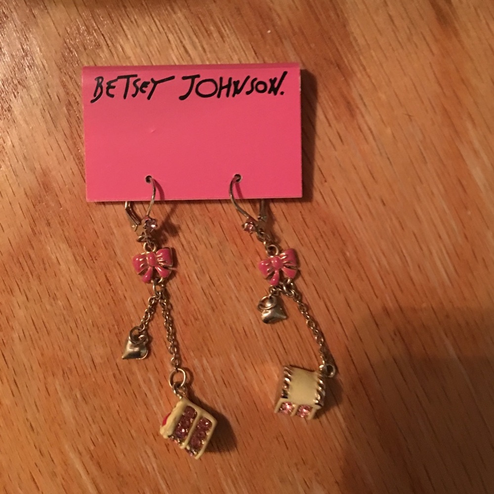 Adorable Betsy Johnson cake dangle earrings