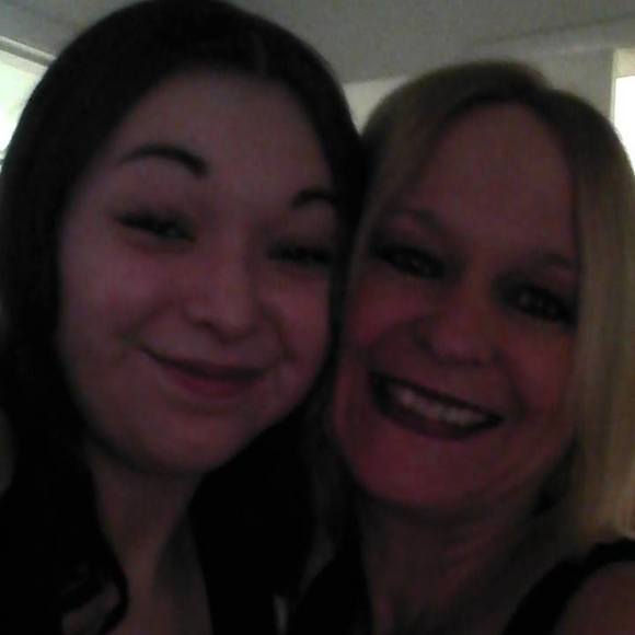 Meet your Posher, Roxy - Picture 1 of 1