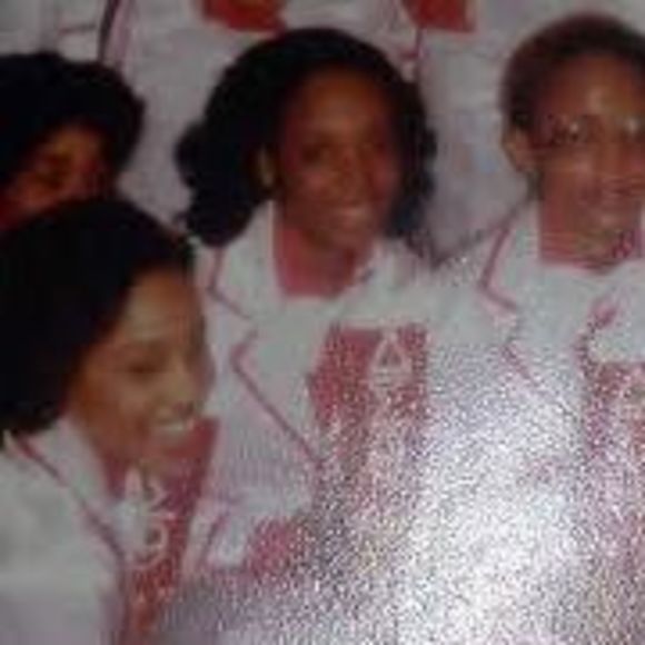 Meet your Posher, Janice - Picture 1 of 1