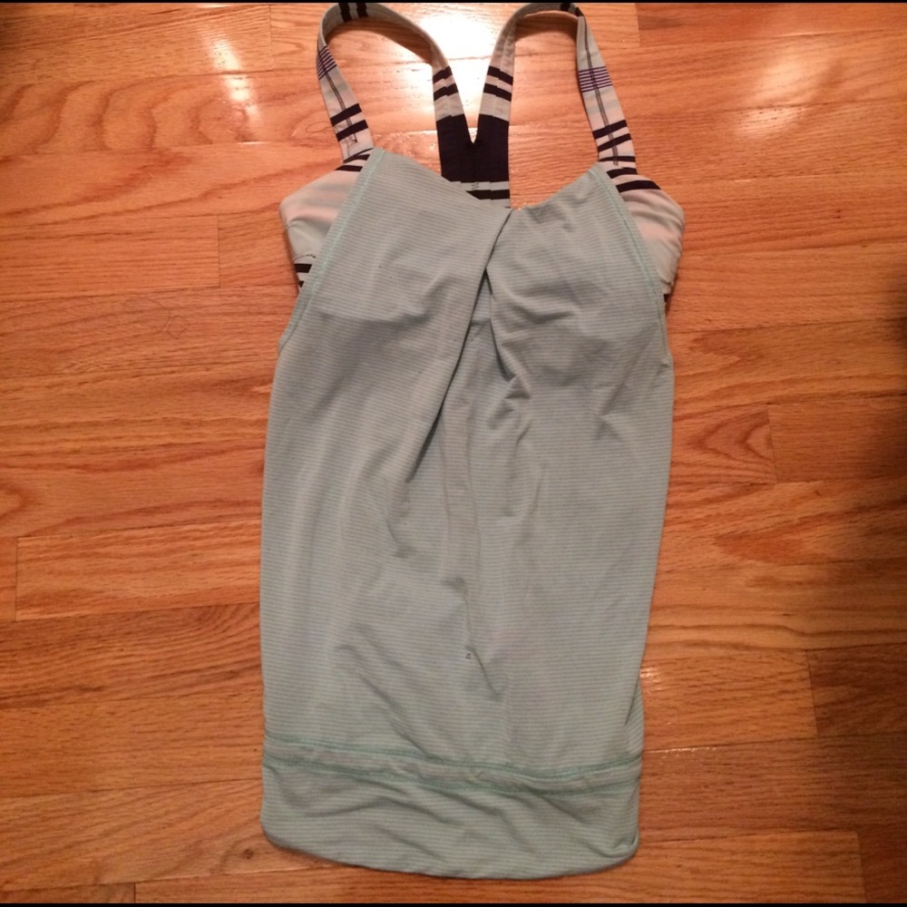 Lululemon tank