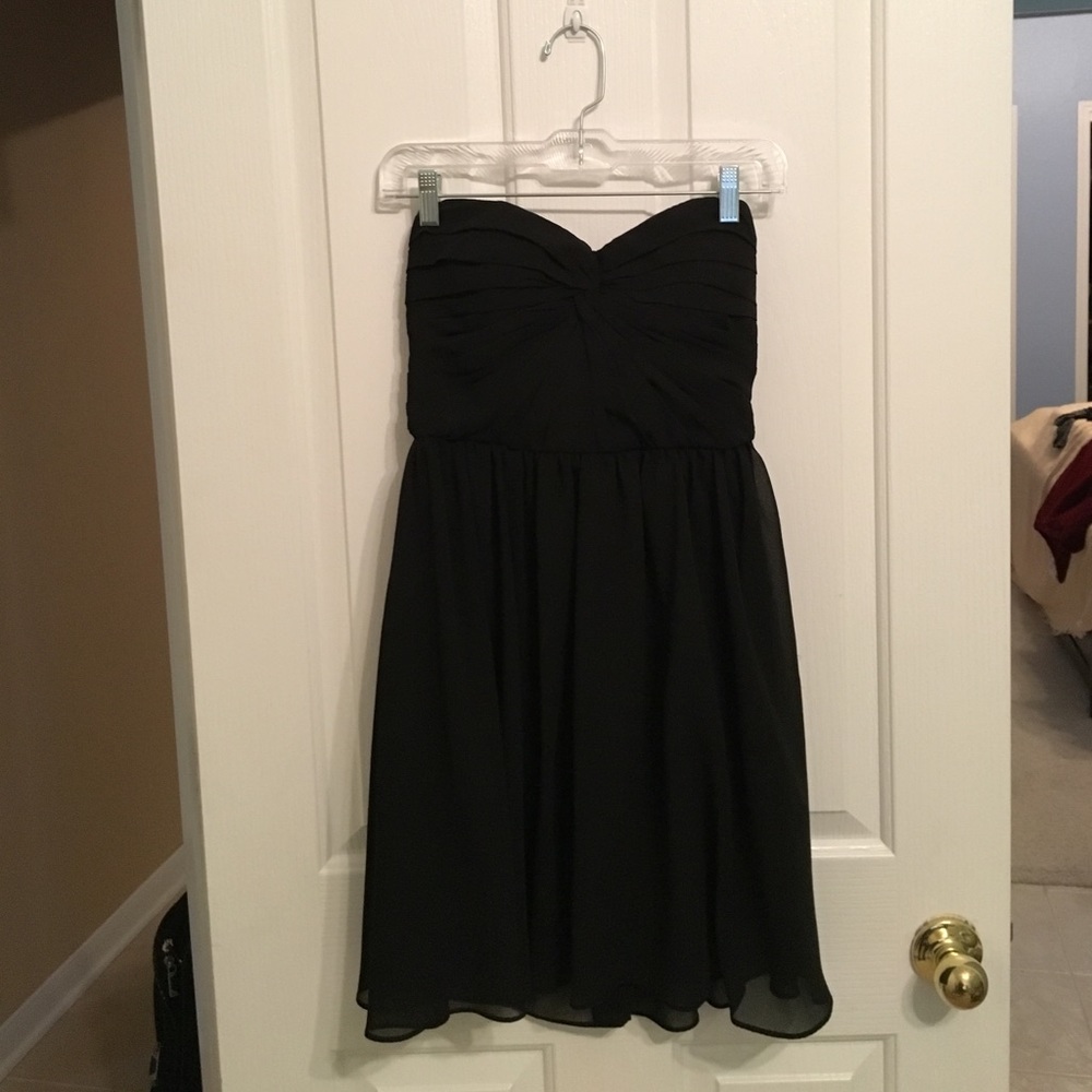 Classy black strapless dress - Picture 4 of 5