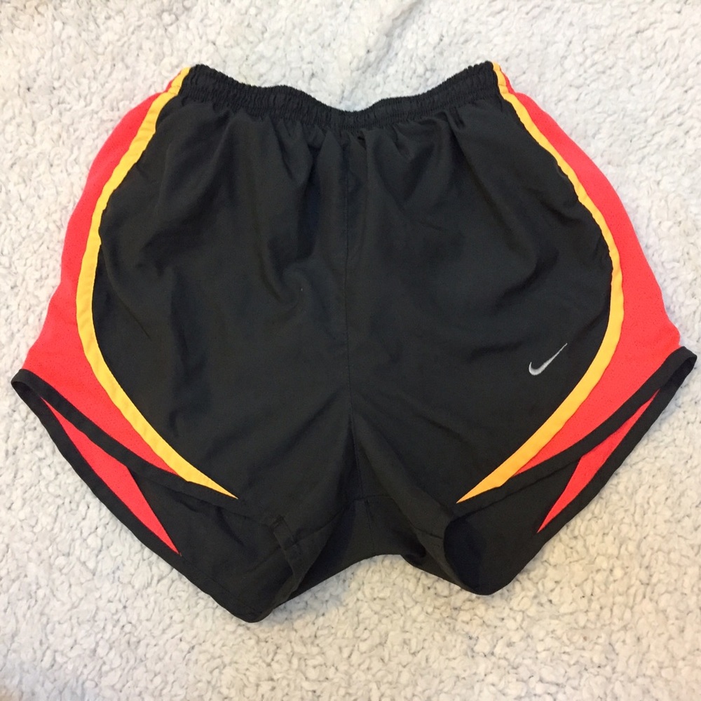 🌺🔥Charcoal & hot pink & orange Nike Tempo shorts