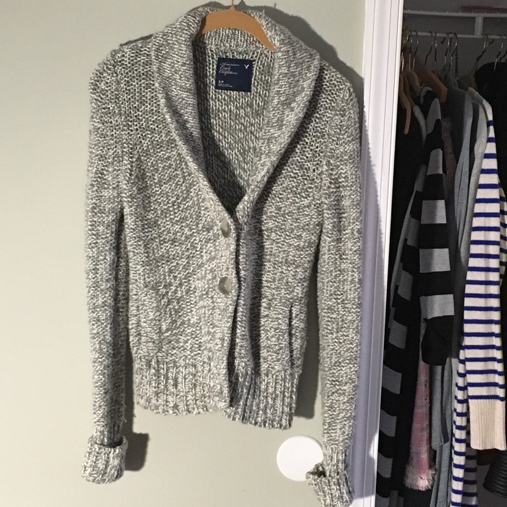 American eagle sweater NWT