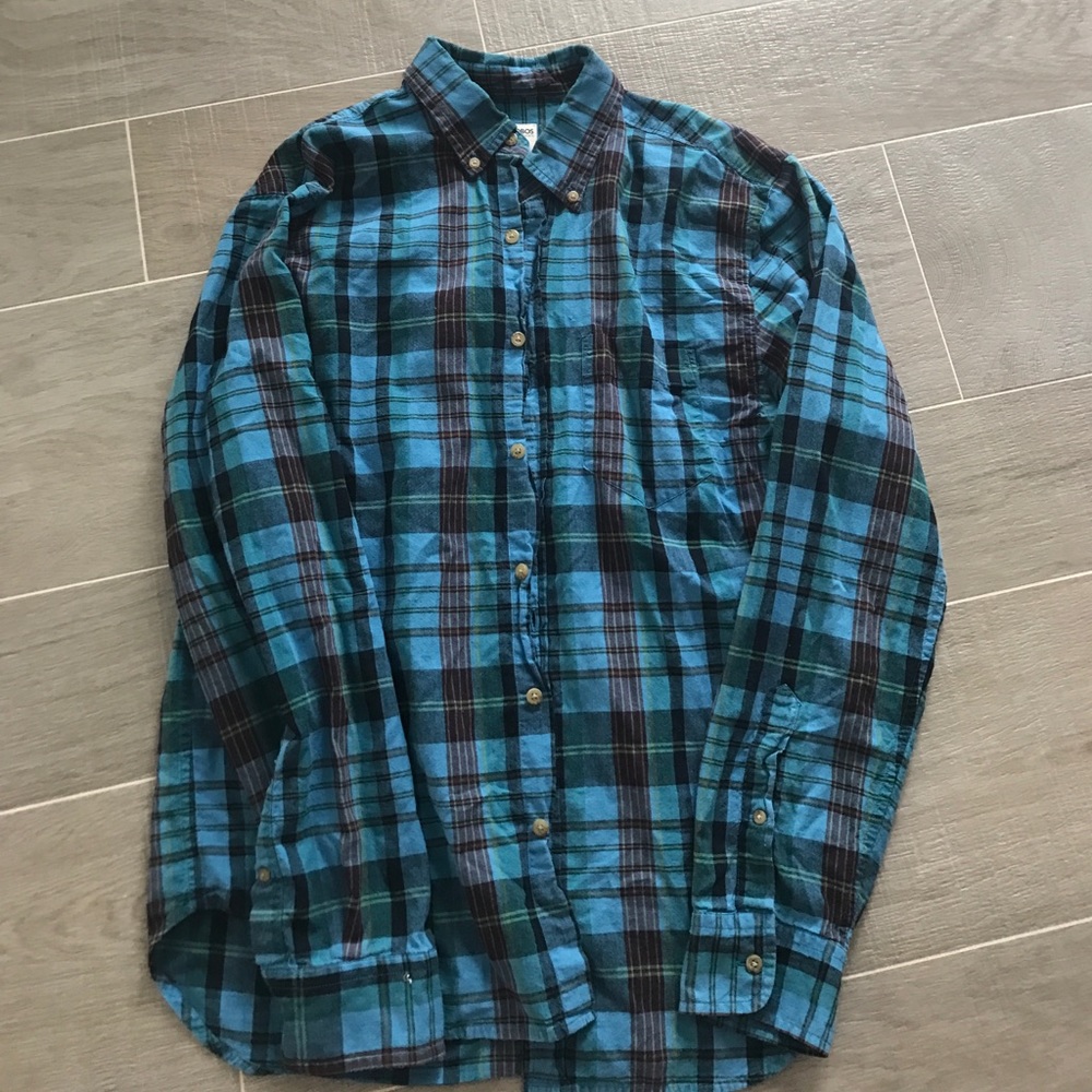 Men's plaid button down
