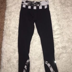 Lulu crop leggings