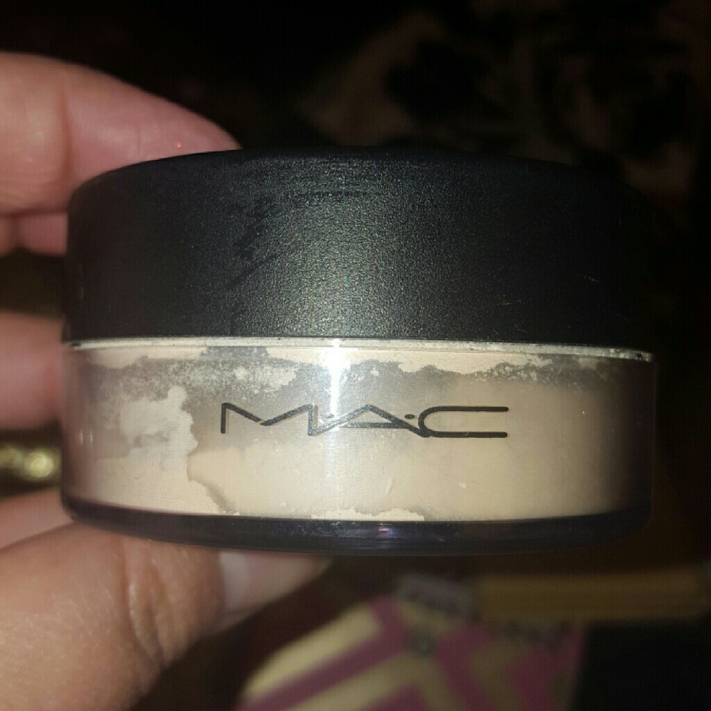 Mac setting powder