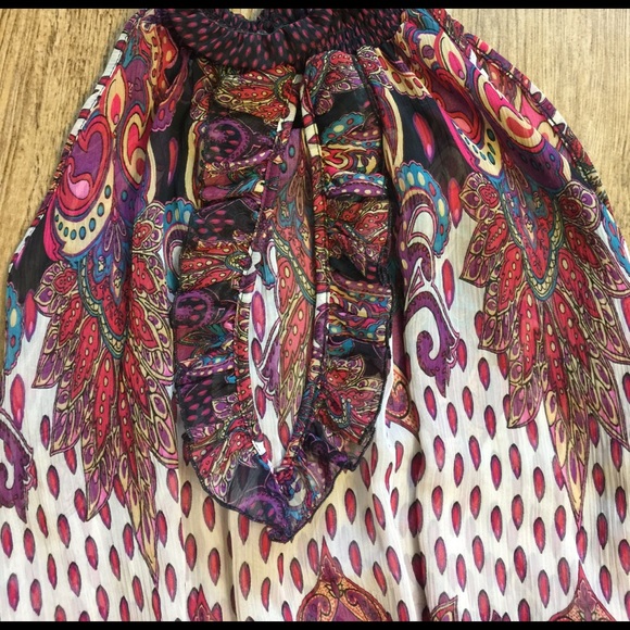 Bebe sheer ruffle top - Picture 2 of 2