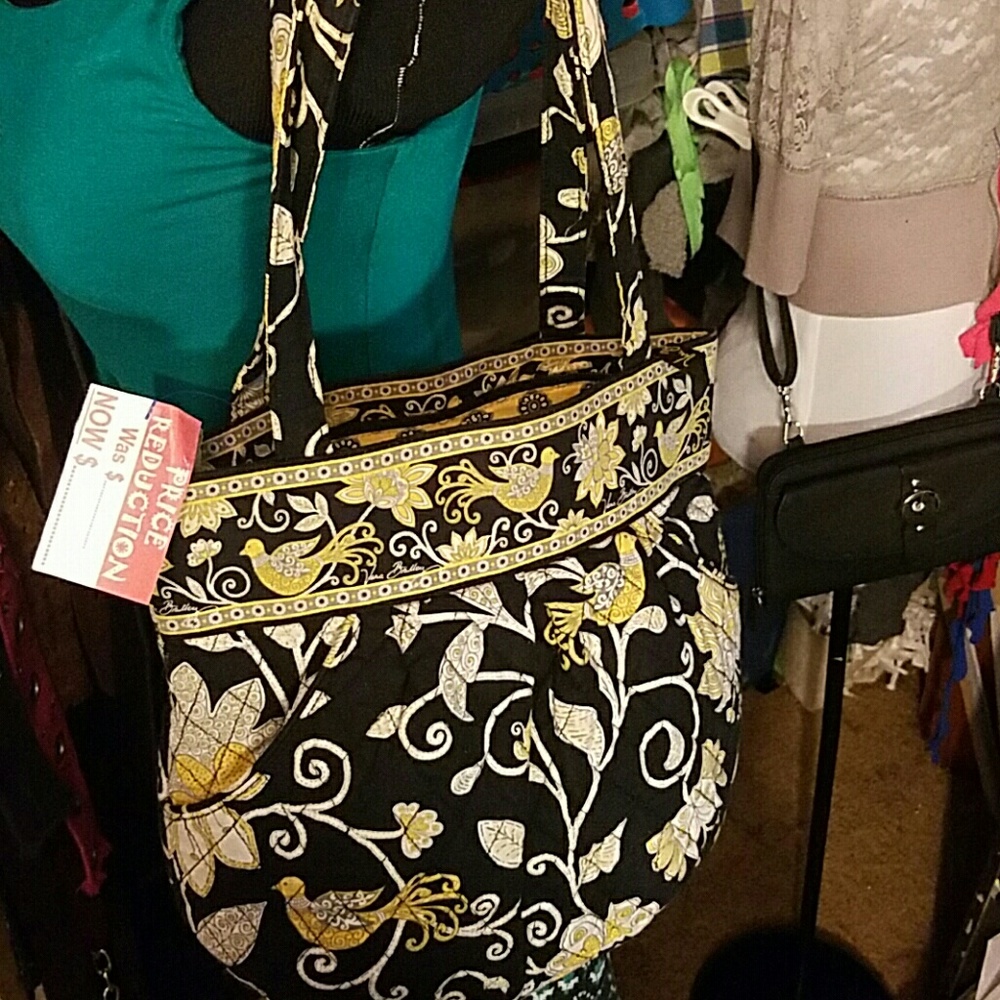 Vera Bradley like new tote