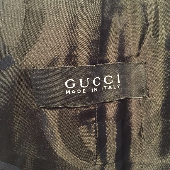 GUCCI REAL FUR COLLAR W LEATHER CLOSURE! Luxe! ⭐️ - Picture 3 of 4