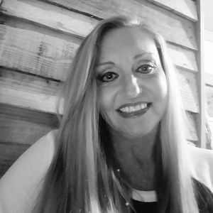 Meet your Posher, Mandy