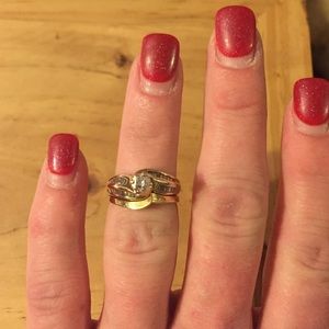 18K gold Diamond wedding set.