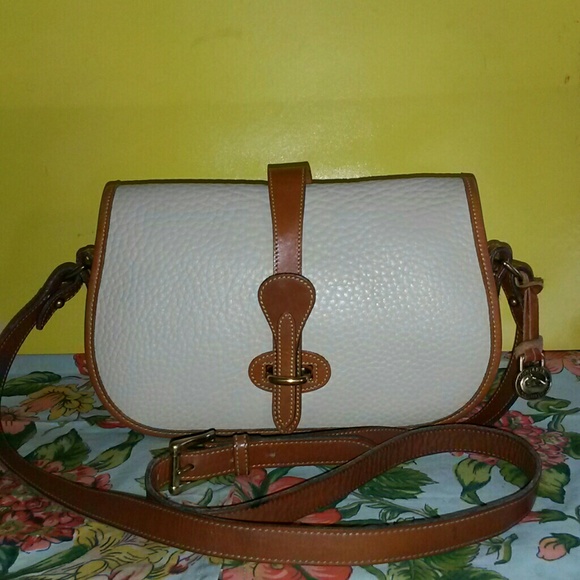 Dooney & Bourke Handbags - *SALE$65DOONEY & BOURKE VTG RARE "OVER UNDER"