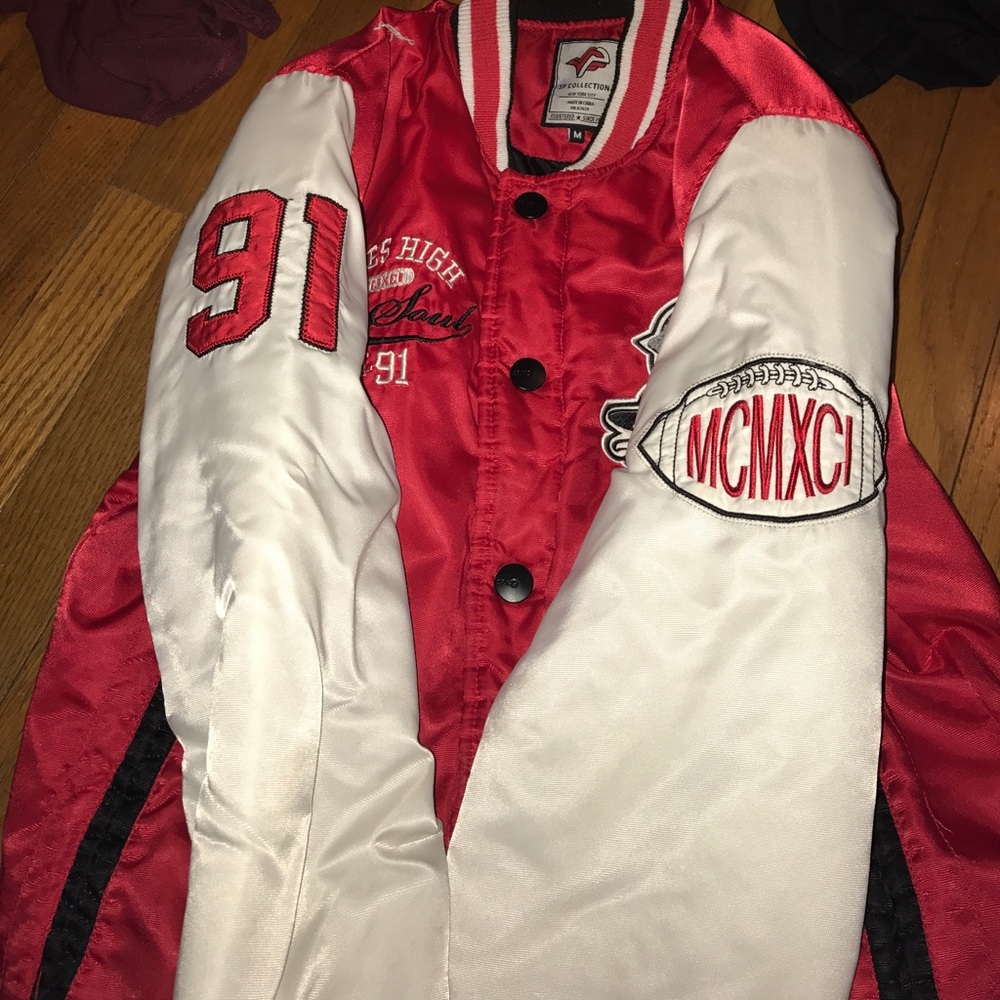 Good Condition Jacket - image 5
