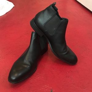 H&M - Black Chelsea Boot