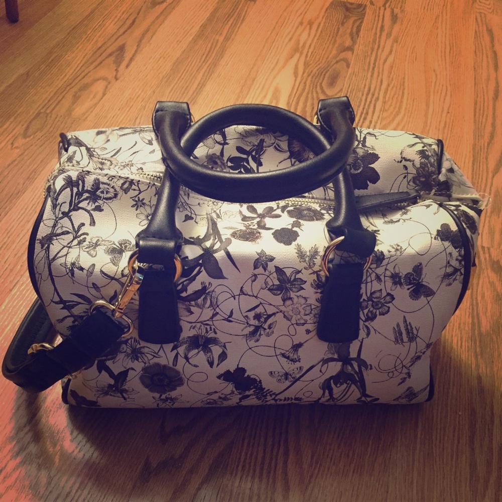 Floral Black and White Bag