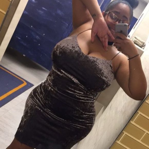 Meet your Posher, Mariah - Picture 1 of 1