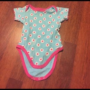 Blue Body Suit With White And Pink Flowers 🌺