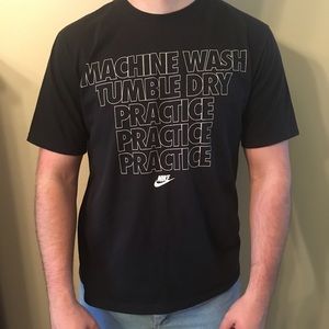 ✨SOLD✨FREE Men's tshirt