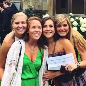 Meet your Posher, Caroline