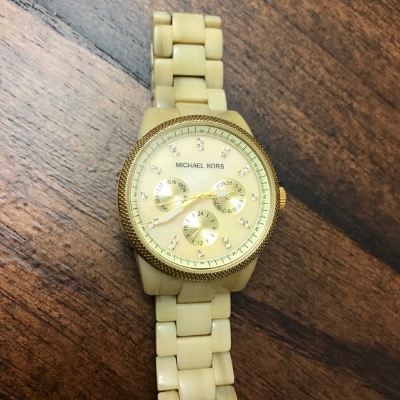 Michael Kors Accessories - Michael Kors Ceramic Watch