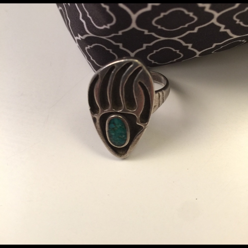 Vintage Native American Bearpaw Turquoise Ring