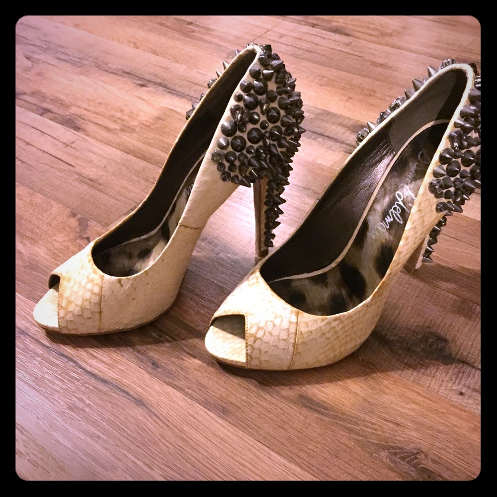 Sam Edelman pump
