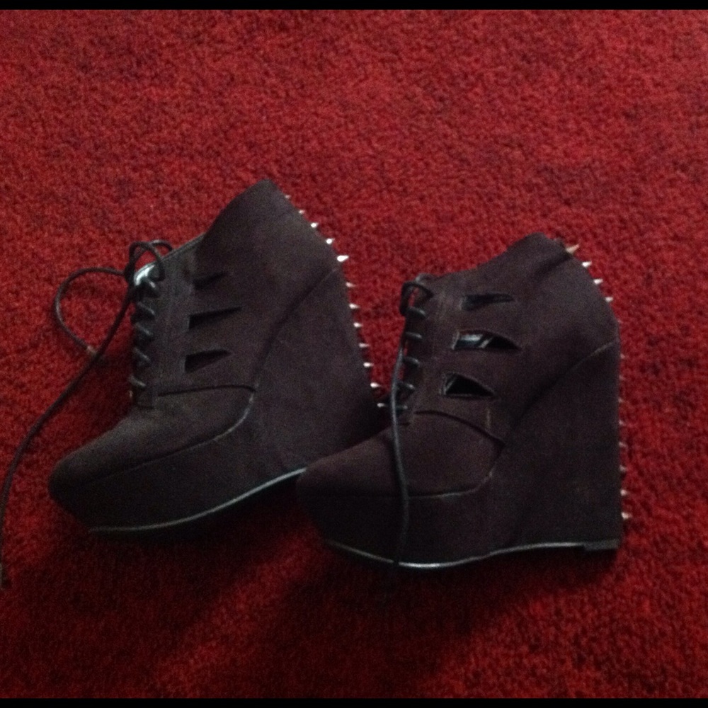 Quips shoes