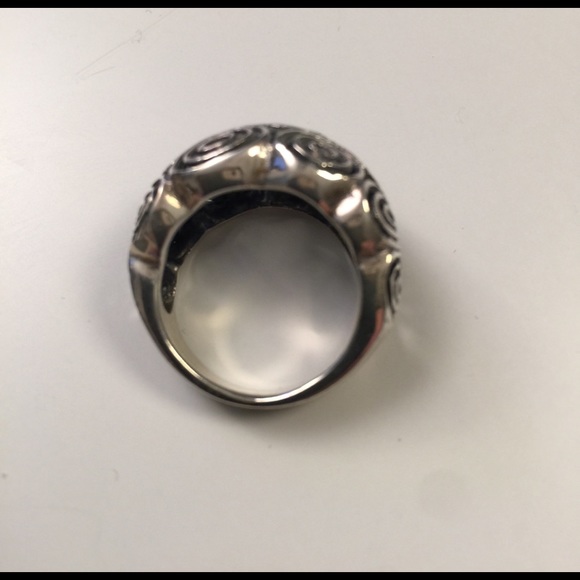 Sterling Silver Circular Pattern Ring Size 7 - Picture 2 of 2