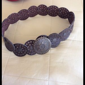 Adjustable wide belt with large buckle