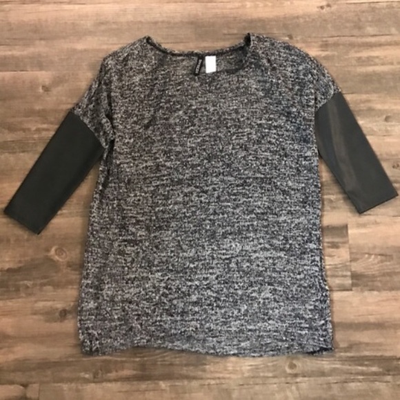 Mid sleeve sweeter - Picture 1 of 1