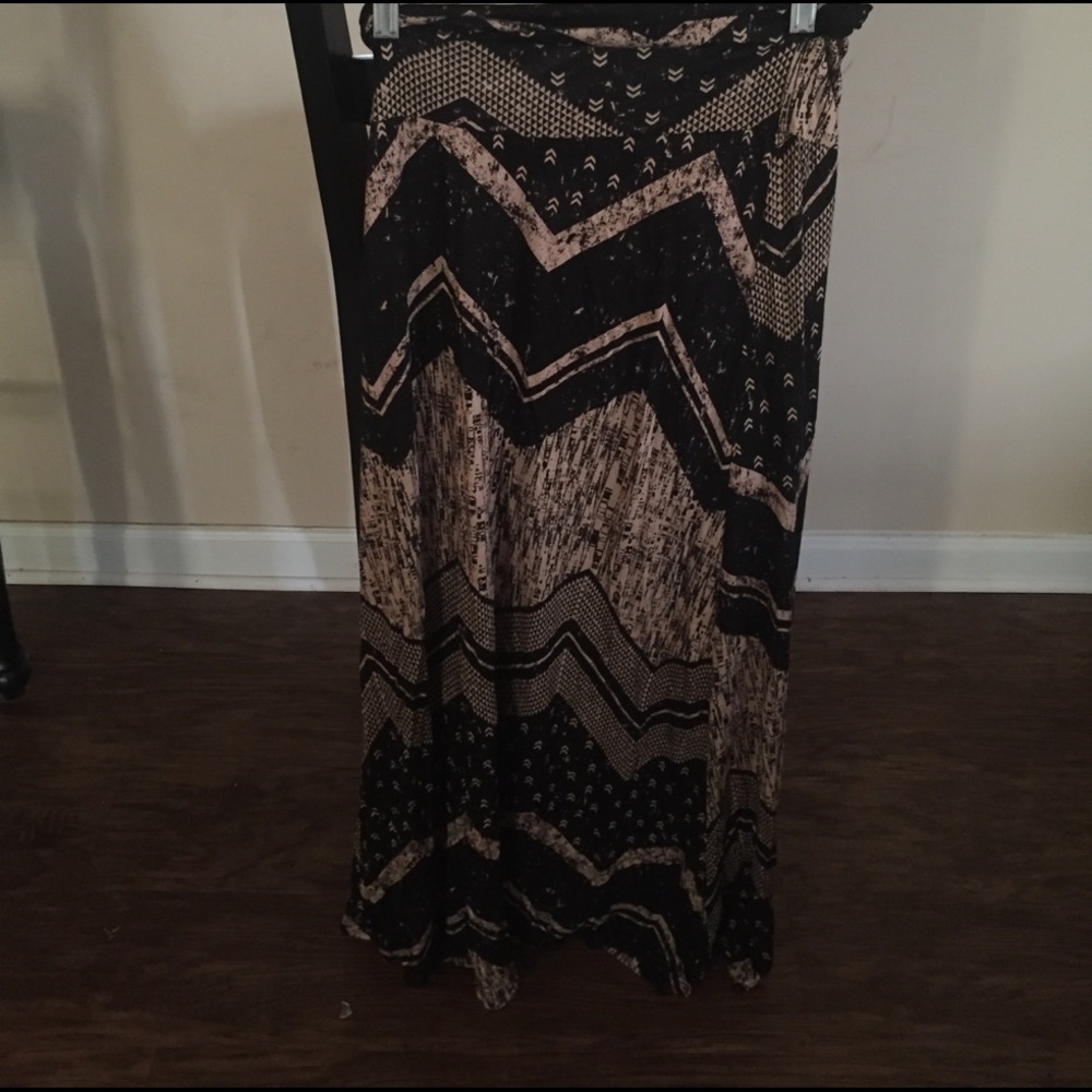 Tan and black maxi skirt
