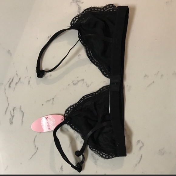 Lace bralettes - Picture 2 of 2