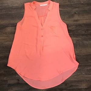 Sleeveless blouse