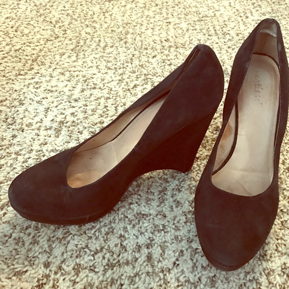 Matisse Black Suede Wedge Heels