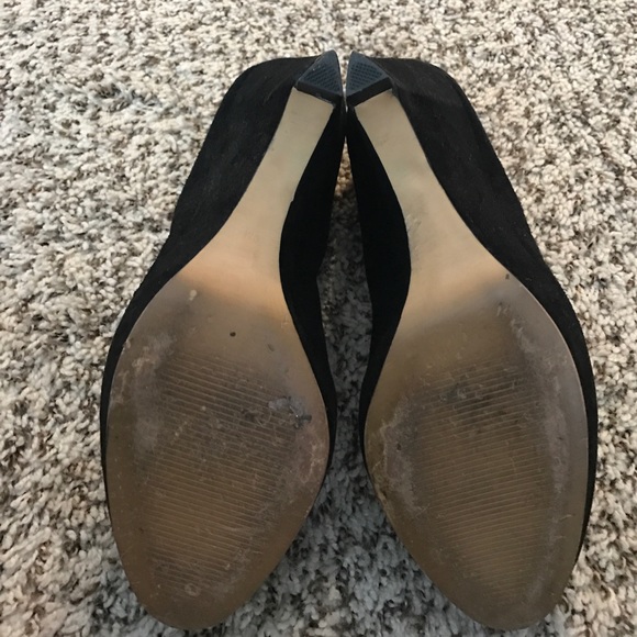 Matisse Black Suede Wedge Heels - Picture 4 of 4