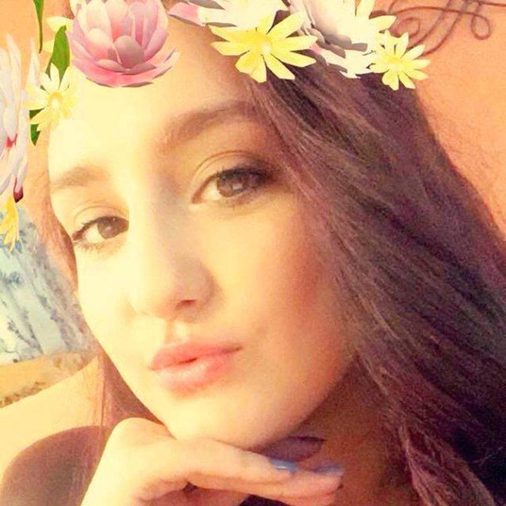 Meet your Posher, Ayslinn