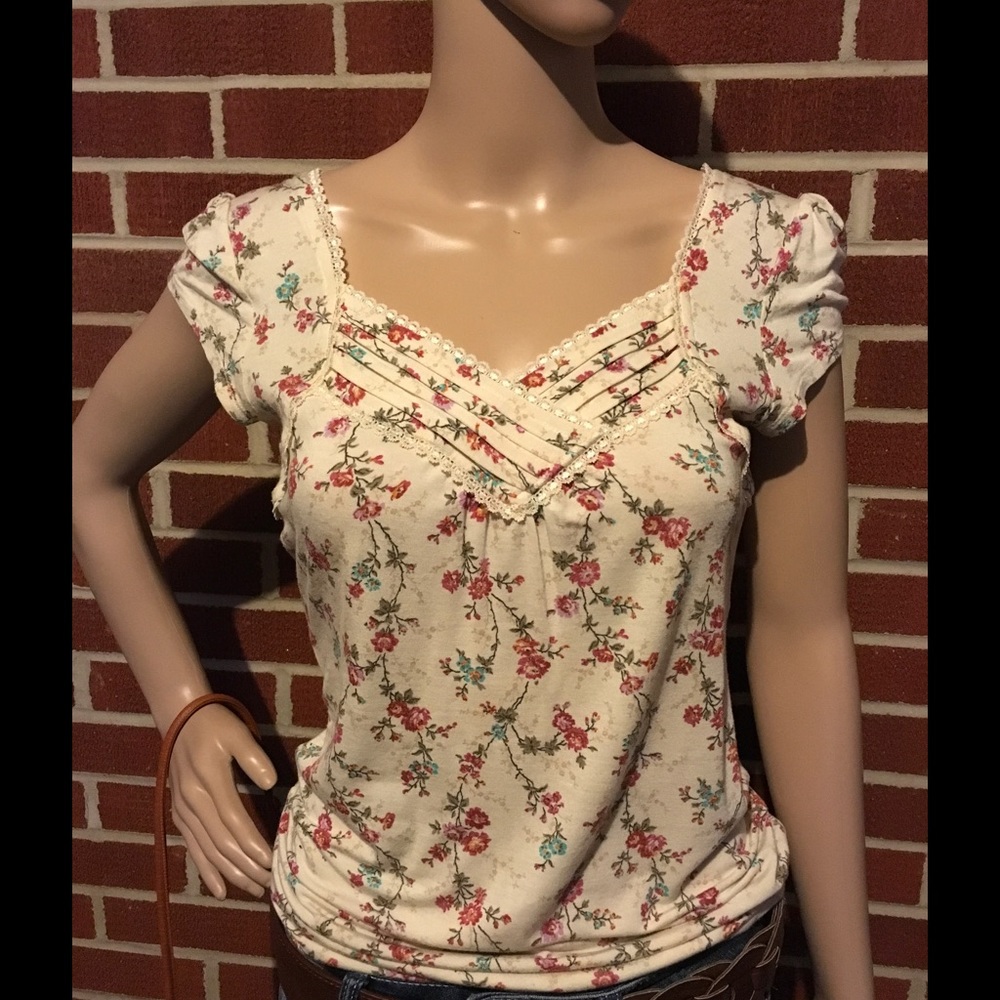 Adorable American Rag Shirt Medium NWOT
